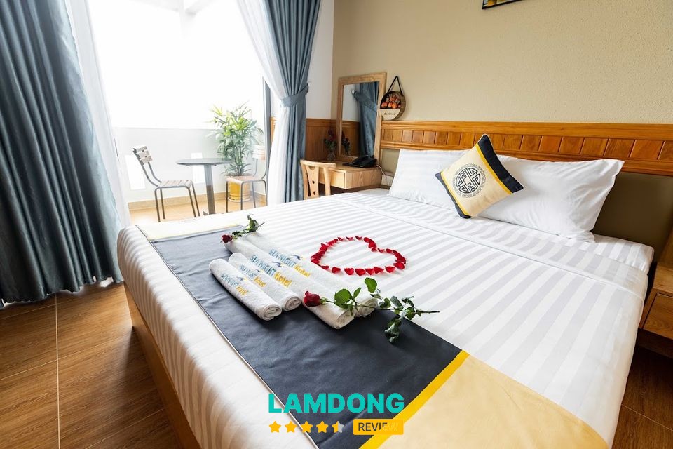 Không gian Sea Night Hotel