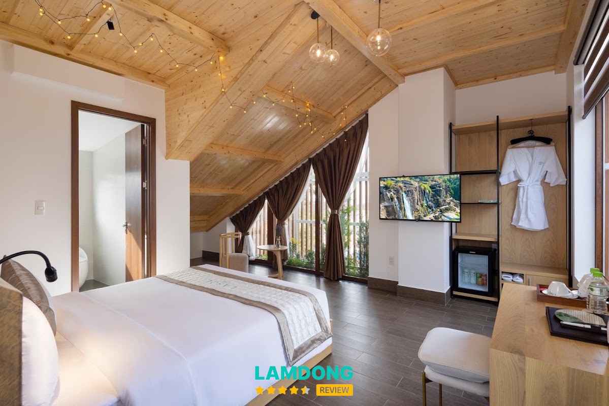 Không gian xanh Lasol Boutique Hotel