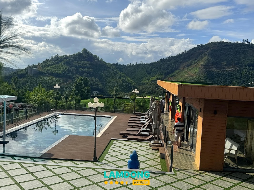 Eva Village – view đồi núi và spa