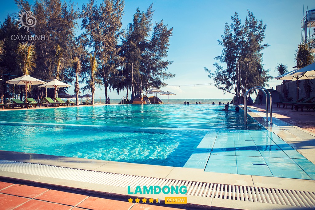 Cam Bình Resort – không gian gần biển