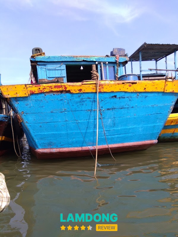 Khang Thịnh – không gian