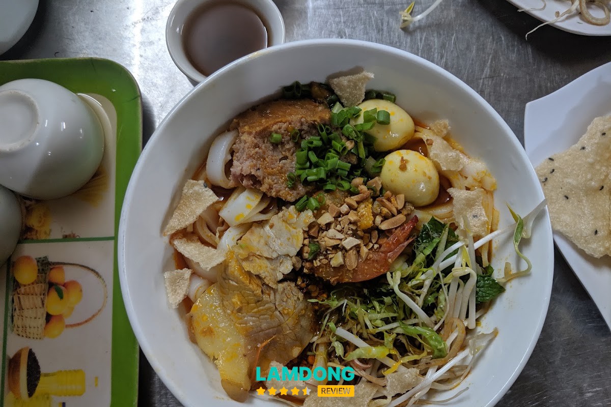 Không gian Mì quảng Hội An Đà Lạt