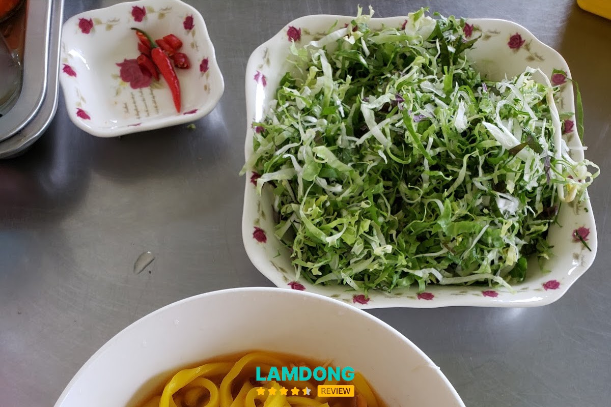 Tô mì quảng Hằng tại Trạng Trình