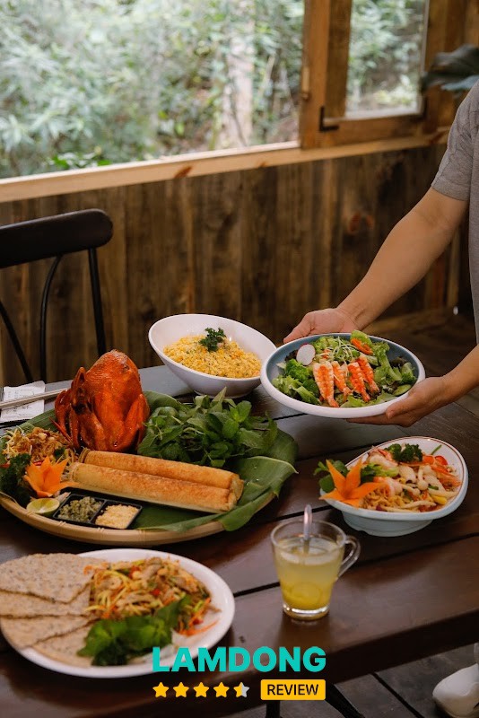 Hình ảnh tại Nhà hàng Túi Mơ To Garden Restaurant