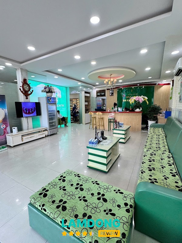 Hình ảnh tại Nha Khoa Vạn Hạnh Bình Thuận