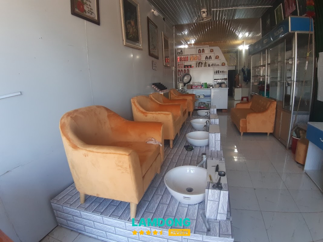 Bee nail spa nối mi Gia Nghĩa