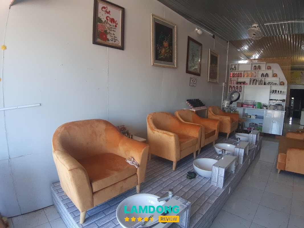 Bee nail spa nối mi gội đầu trang điểm Gia Nghĩa