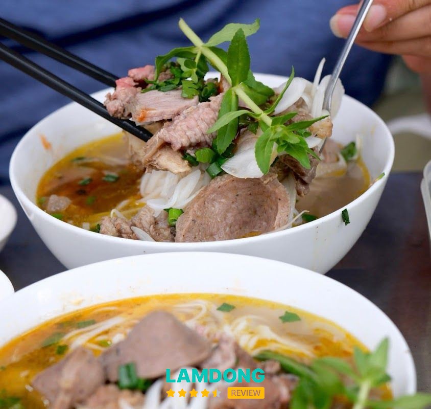 Trải nghiệm tại Quán Phở Bò My My