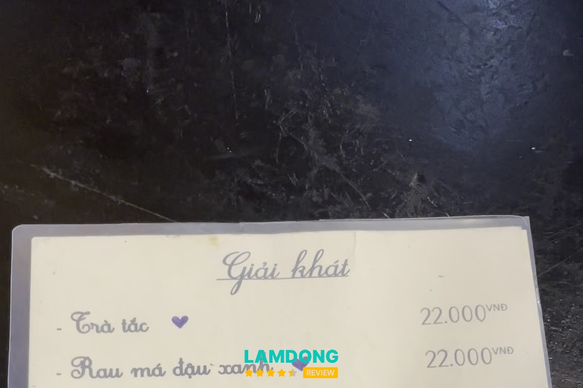 Bữa cơm tại Tiệm Cơm Hồi Nớ