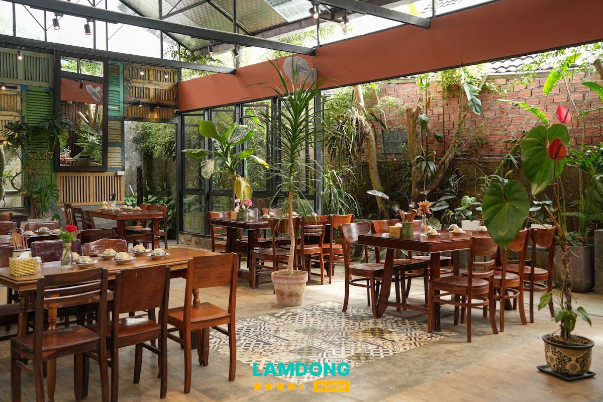 Quán Cơm Quê Xưa Lê Hồng Phong Đà Lạt