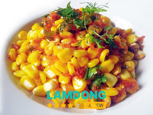Không gian Ăn vặt Má Lúm