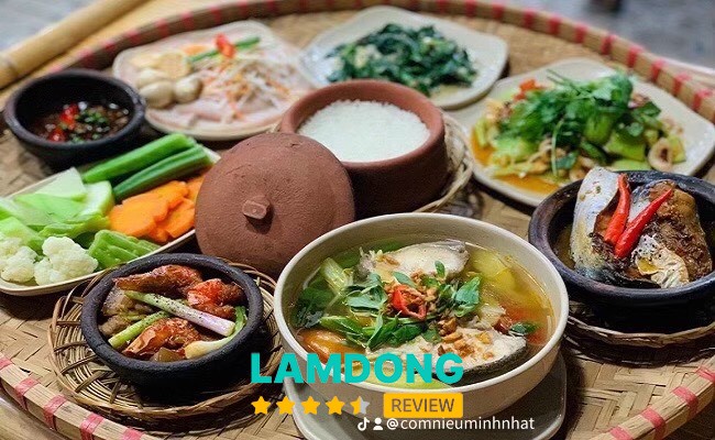 Không gian Cơm Niêu Minh Nhật