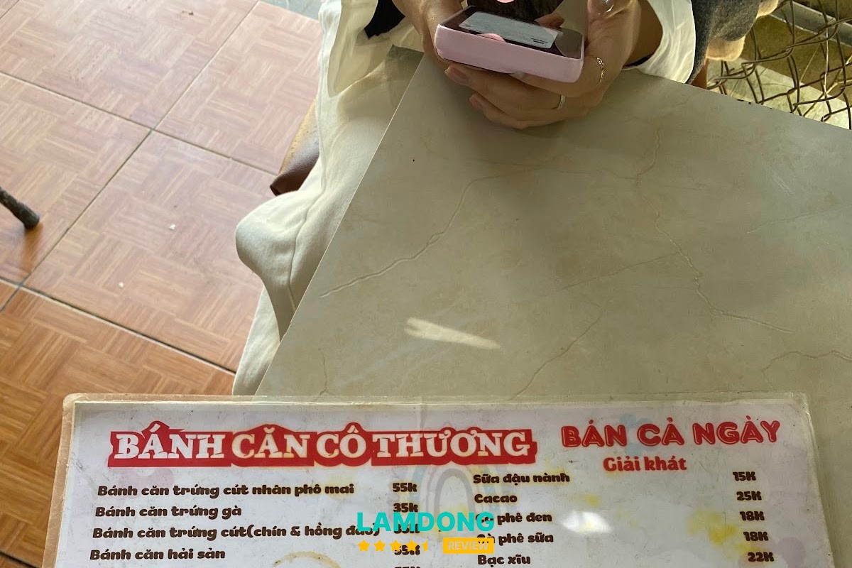 Menu Bánh Căn Cô Thương tại Đà Lạt
