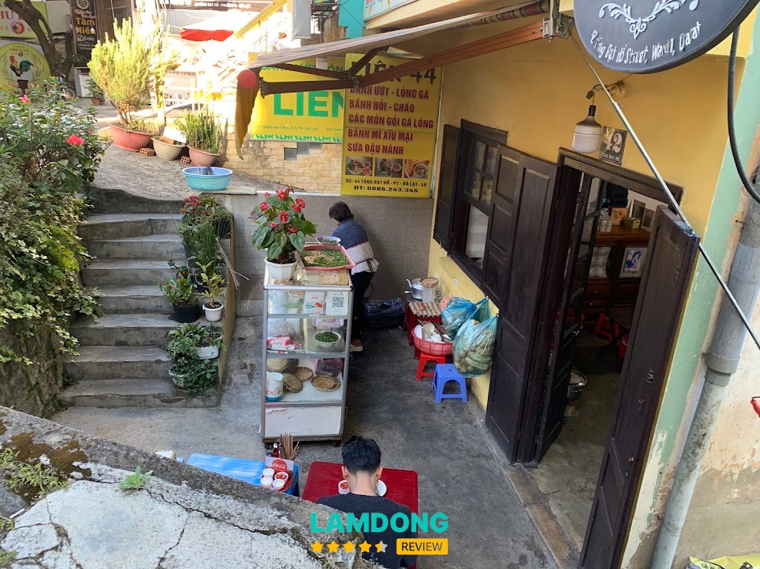 Bánh Căn Nhà Cổ tại Đà Lạt