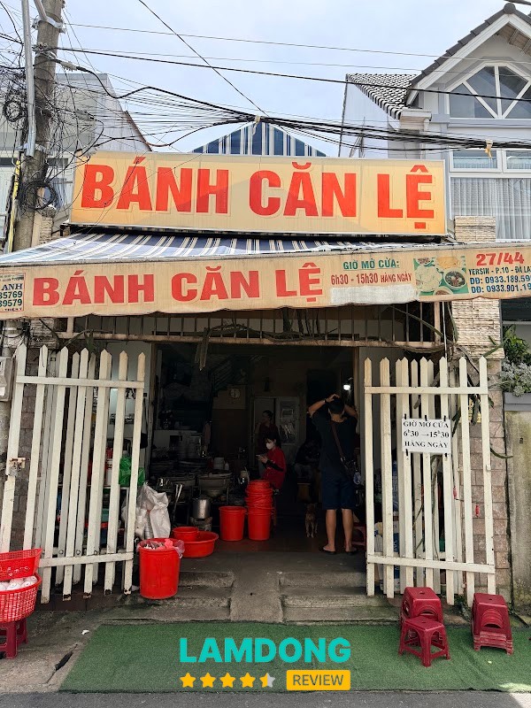 Bánh căn Lệ tại Đà Lạt