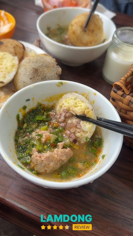 Trải nghiệm tại Hoa Bánh Căn