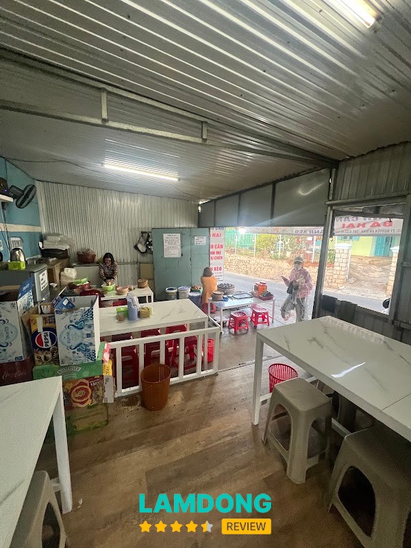 Bánh căn Bà Hai tại Đà Lạt