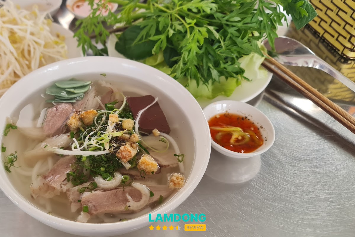Tô bánh canh Trảng Bàng tại Vũ Phạm