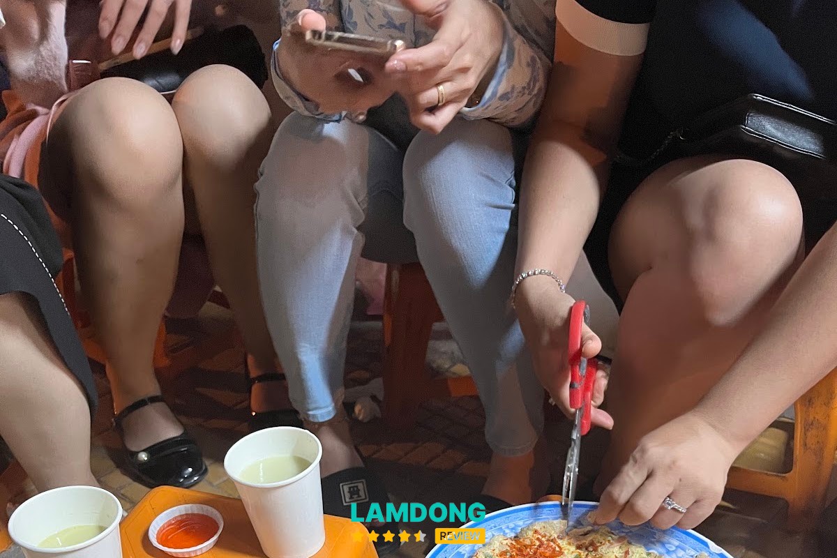 Bánh Tráng Nướng Cô Phượng Đà Lạt