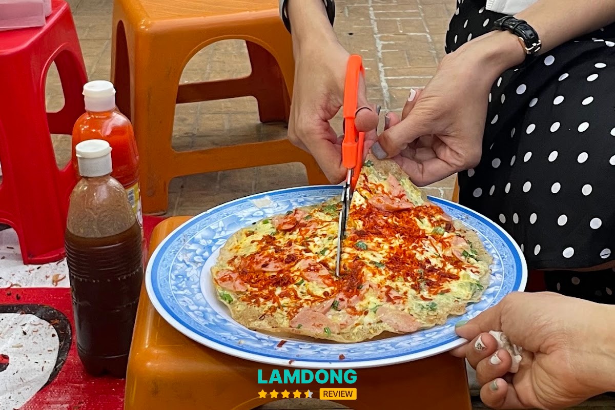 Không gian quán Cô Phượng Nguyễn Văn Trỗi
