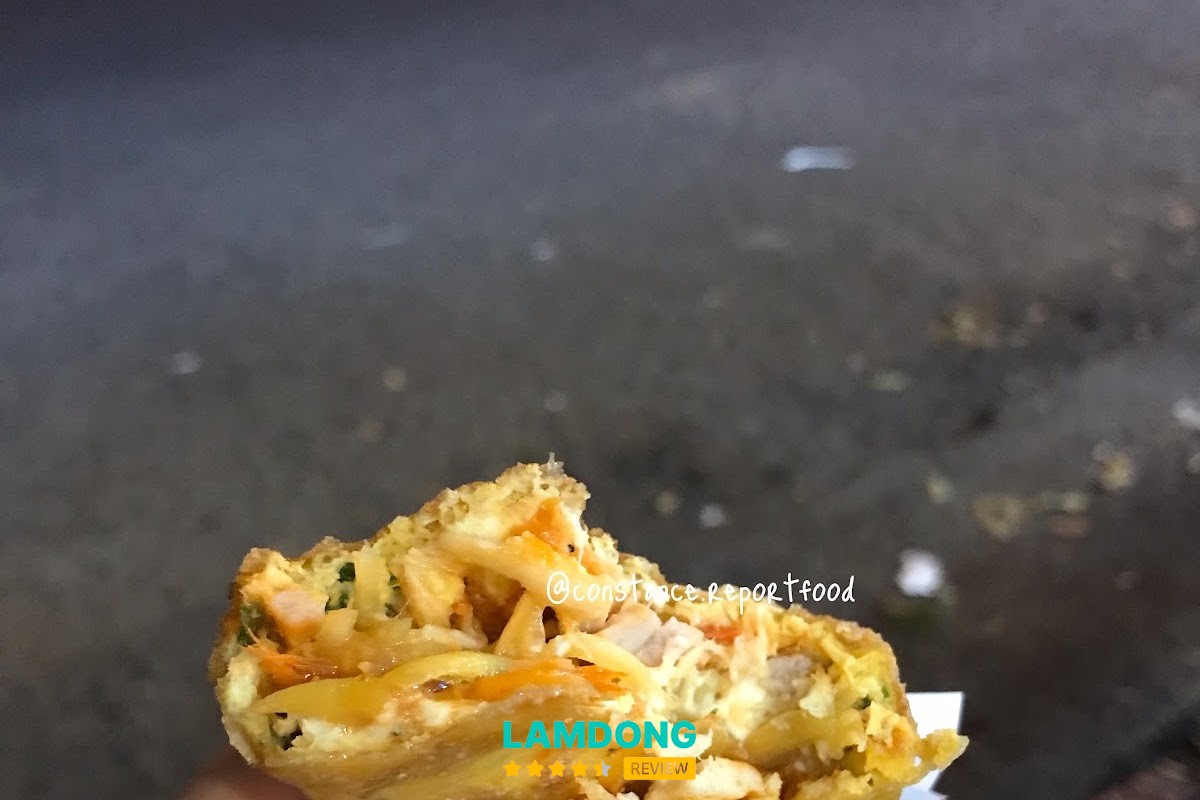 Bánh nhiều topping Cô Mai Nhà Chung