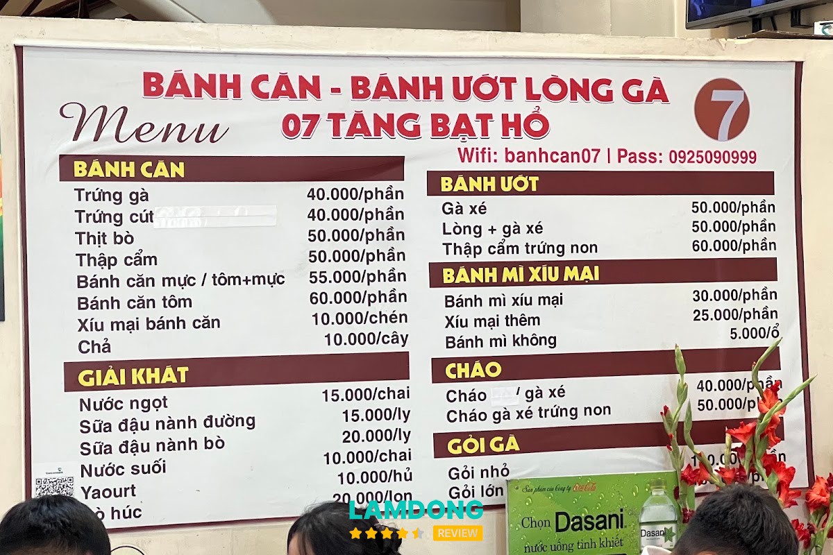 Không gian Bánh Căn - Bánh Ướt Lòng Gà 07 Tăng Bạt Hổ