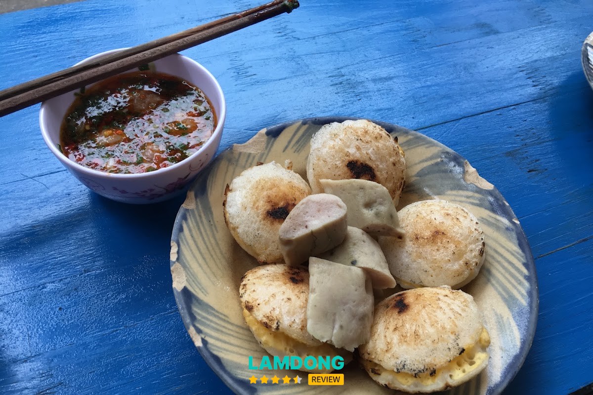 Trải nghiệm tại Bánh Căn - Bánh Ướt Lòng Gà 07 Tăng Bạt Hổ