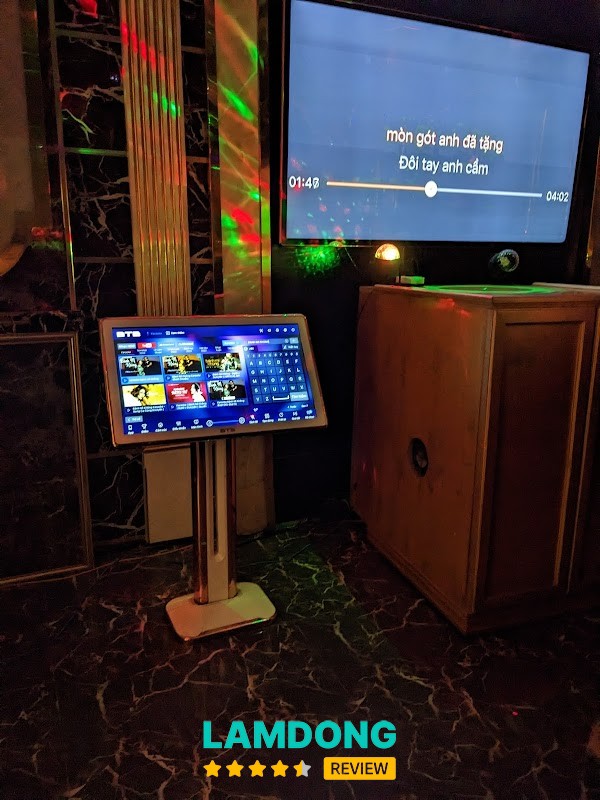 Karaoke royal Gia Nghĩa