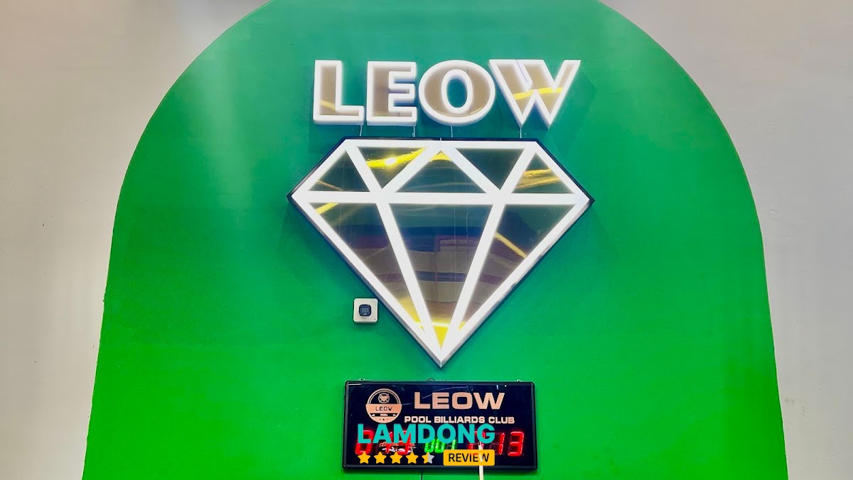 LEOW Billiards Club