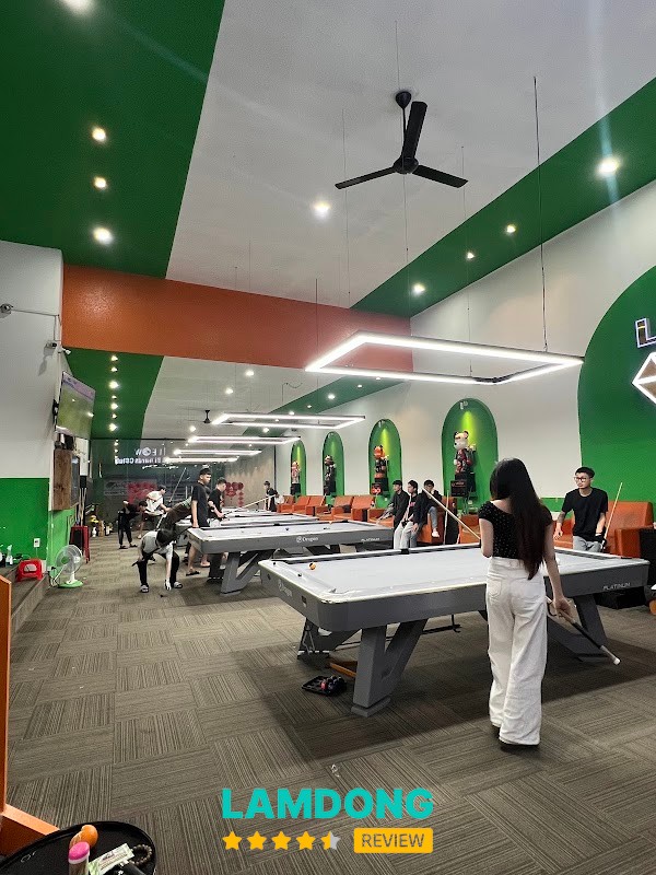 LEOW Billiards Club – không gian và bàn chơi