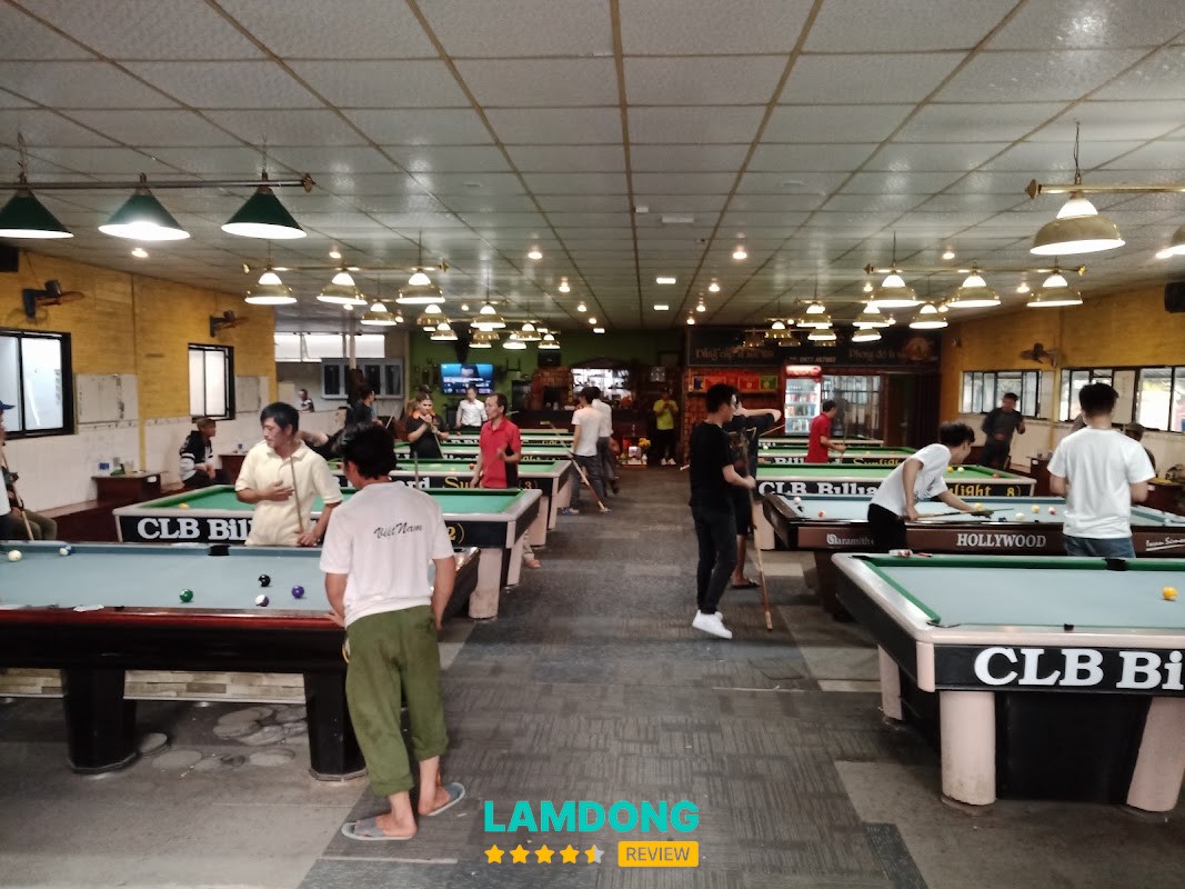 Billiards Sunlight – không gian và bàn chơi
