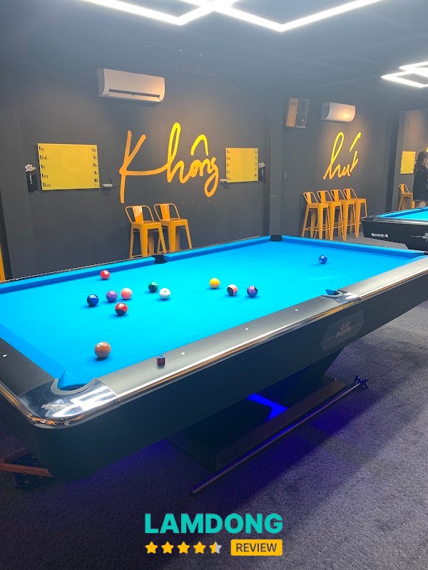 Xù Billards – không gian và bàn chơi