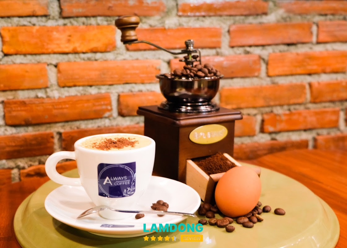 Always coffee - không gian rộng