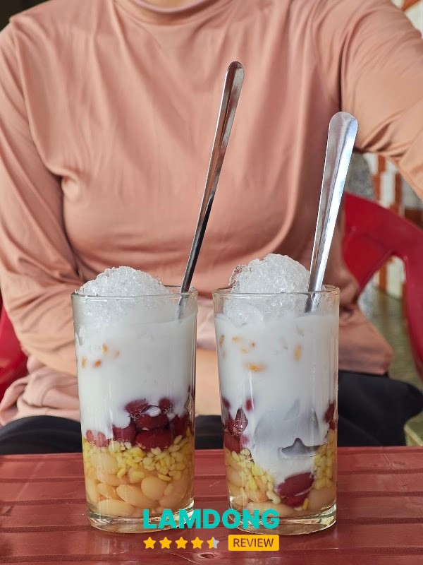 Không gian Chè Chương