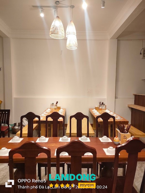 Now Restaurant cơm niêu Đà Lạt