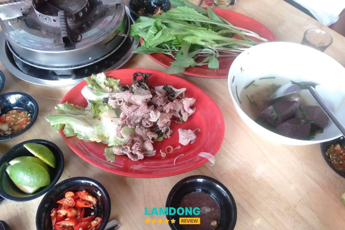 Menu tại Lẩu Dê Tài Ký Đà Lạt