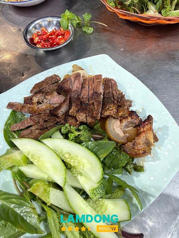Trải nghiệm tại Quán Ăn Bò Nóng Phú Quý