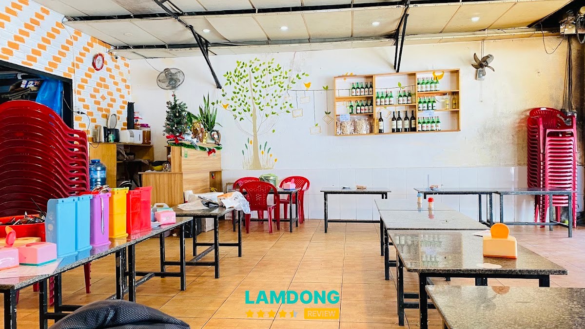 Lẩu cá tầm Ngư Sơn Đà Lạt