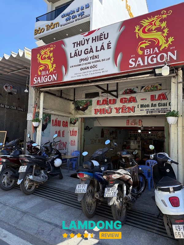 Lẩu gà lá é Thúy Hiếu tại Đà Lạt
