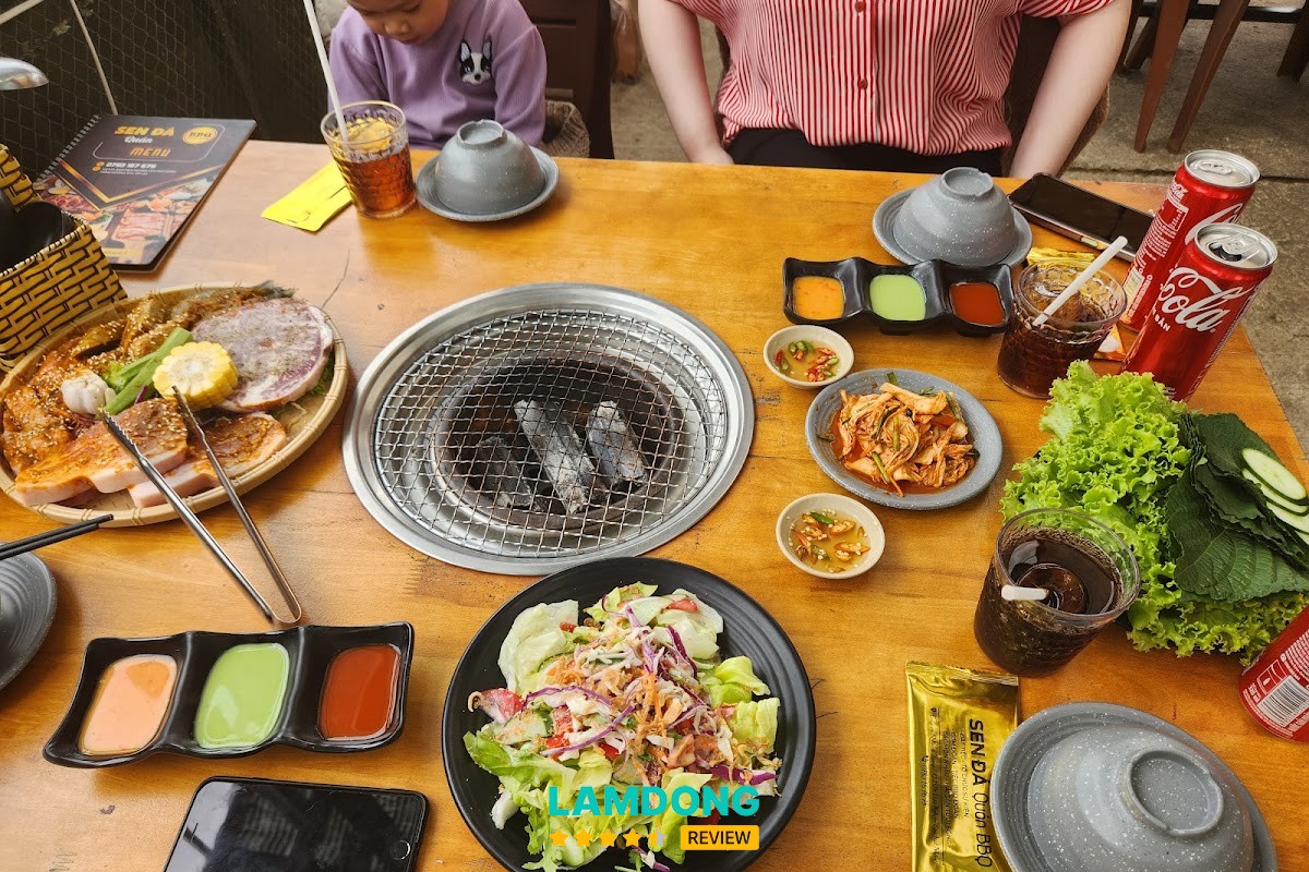 Trải nghiệm tại SEN ĐÁ Quán BBQ