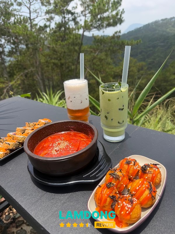 Mì cay Seoul - Cafe Chill – món ăn và không gian