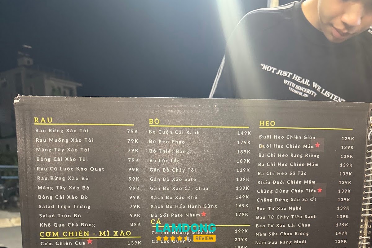 Không gian Nhậu Nhậu Nhậu