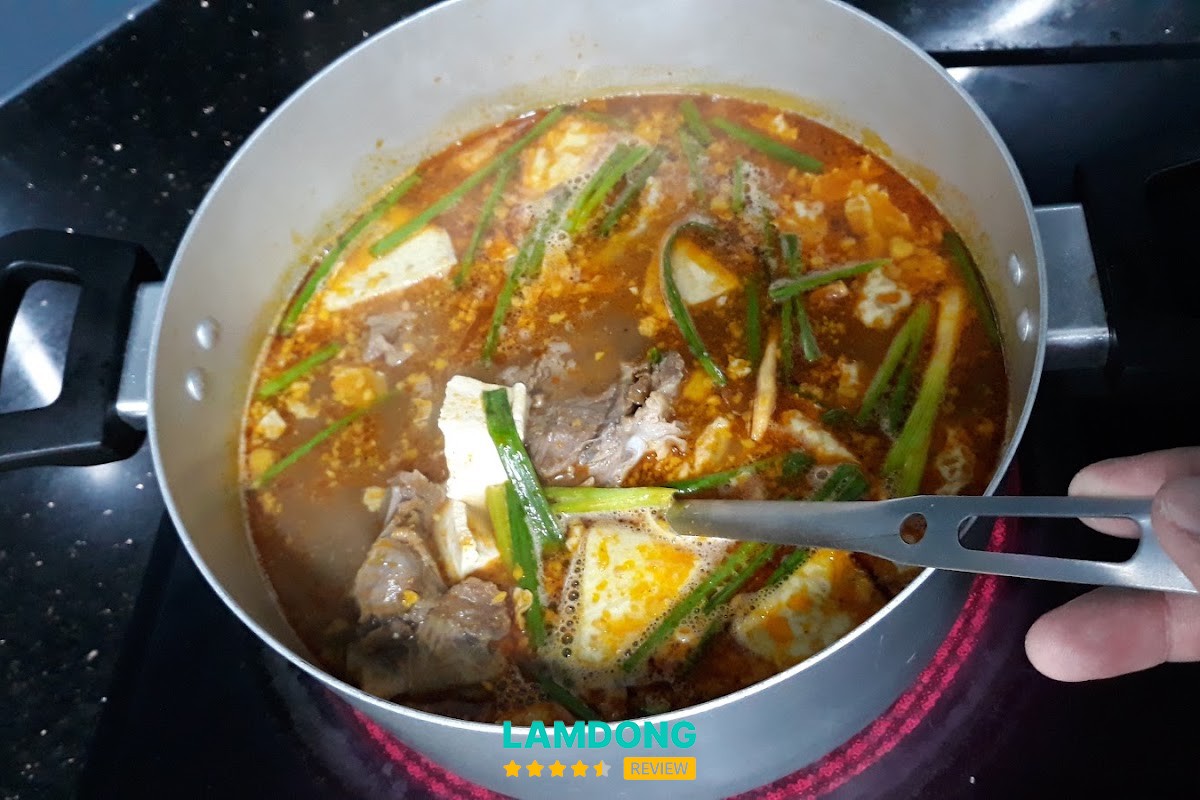 Không gian Dê Tay Cầm Ngân