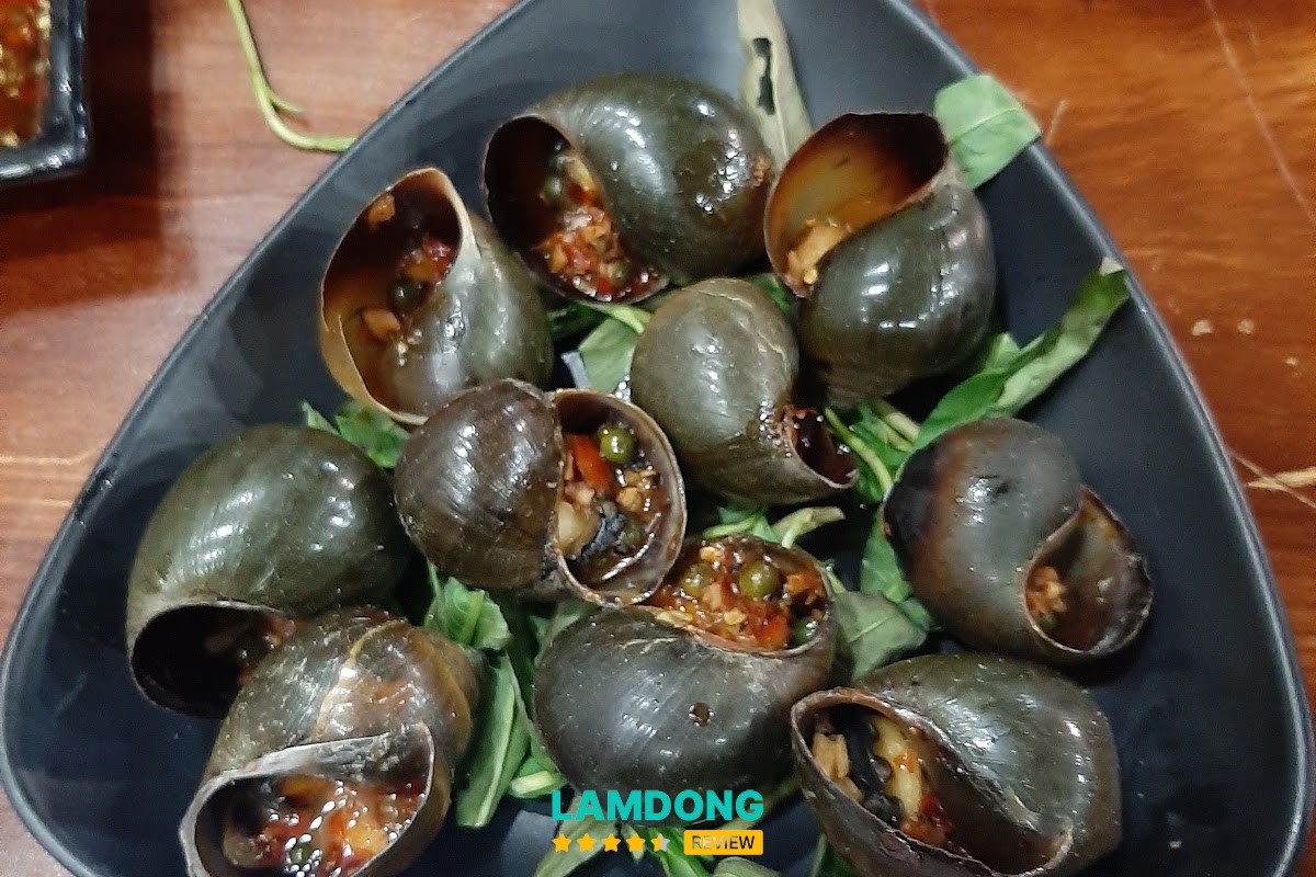 Không gian Ốc Út Như - Hải Sản Tươi Sống