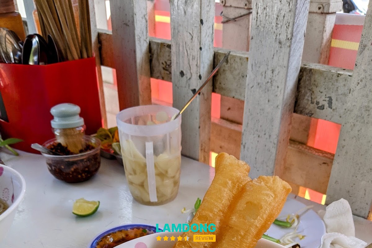 Trải nghiệm tại Phở Hiếu