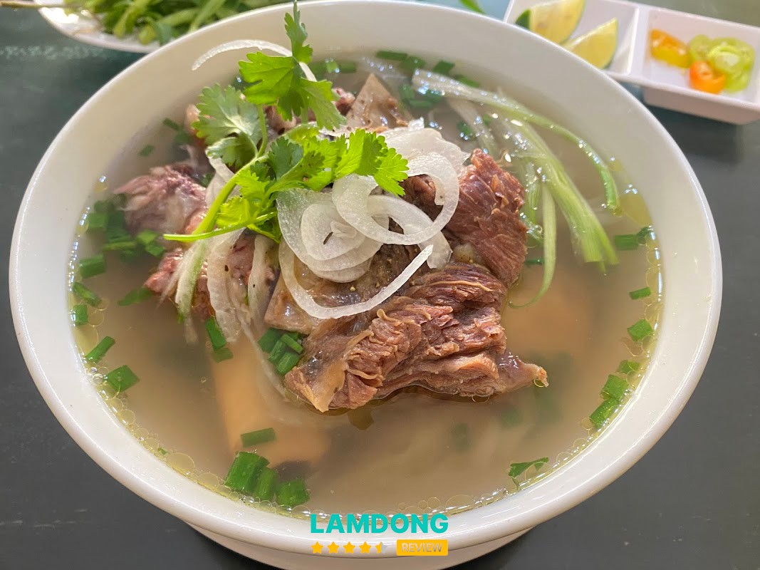 Phở Ân Đà Lạt – không gian quán