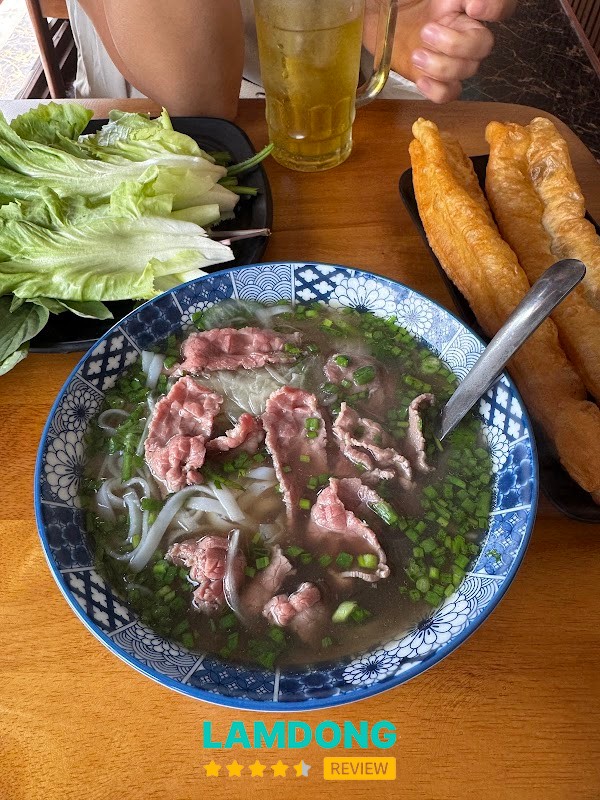 Phở Lý Quốc Sư – tô phở tái