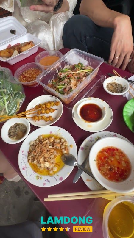Răng mực ở khu ăn uống Võ Thị Sáu