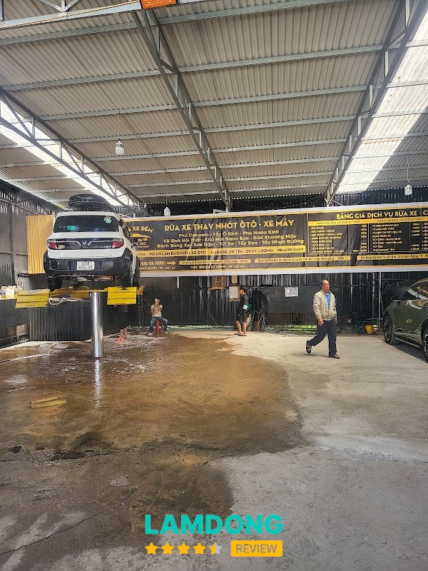 Tiệm Rửa Xe Tuấn 88 – chăm sóc ô tô