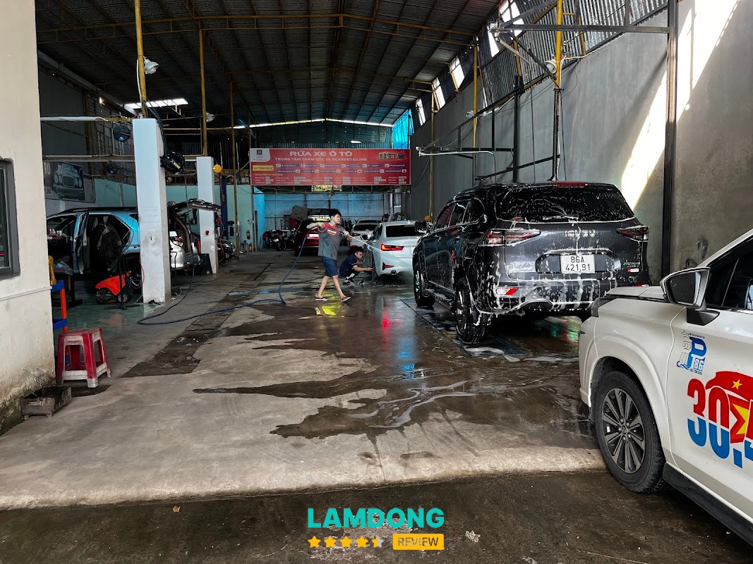 Dcardetailing Phan Thiết - khu vực rửa xe